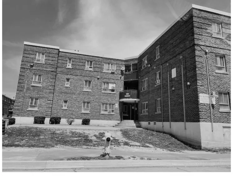 A building in black and white
